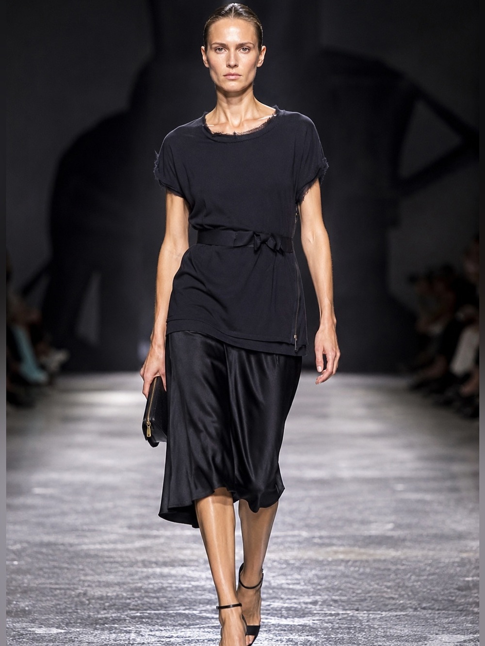 Breathtaking silk and jersey black Lanvin dress EUC